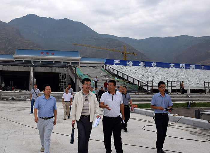 省、市聯(lián)合工作組蒞臨階州廣場(chǎng)檢查指導(dǎo)工作