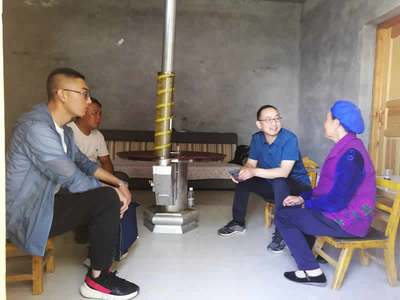 “感黨恩、憶黨史”，--市龍江城鄉(xiāng)發(fā)展集團公司開展慶祝建黨99周年主題黨日活動